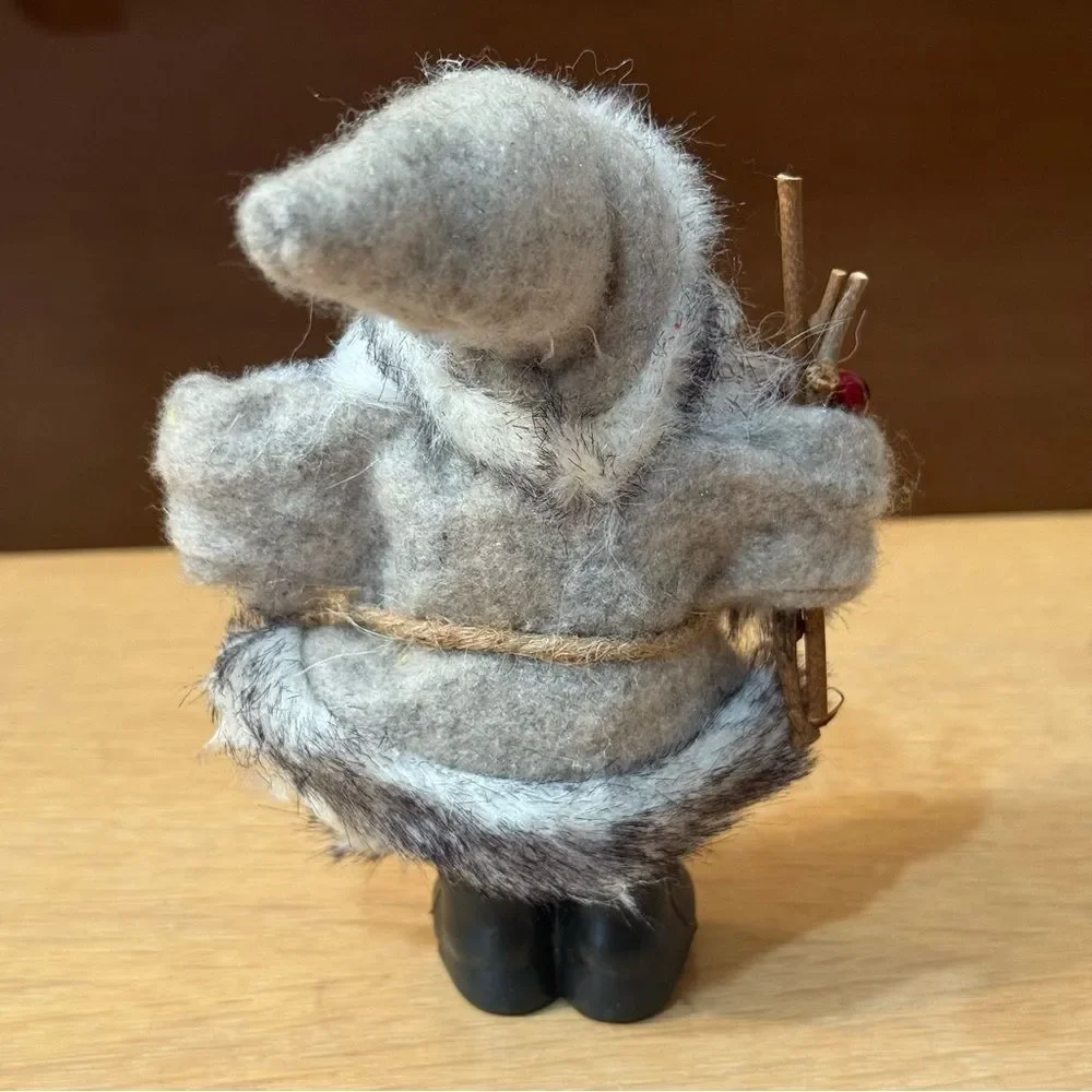 Vintage Old World Country Santa Figurine